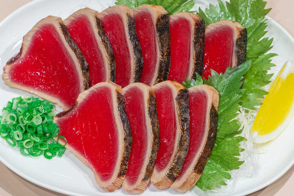 Food replica of sliced katsuo no tataki