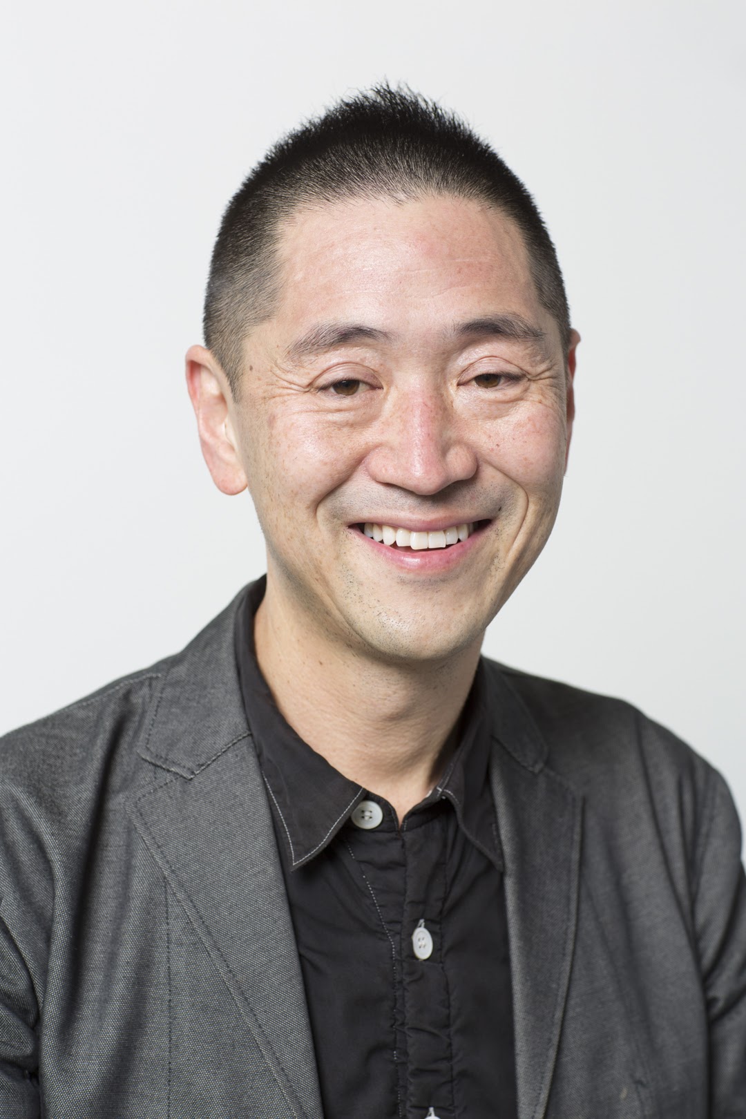Ken Tadashi Oshima headshot