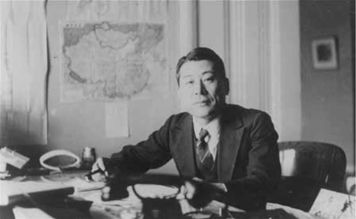 Chiune Sugihara at his desk