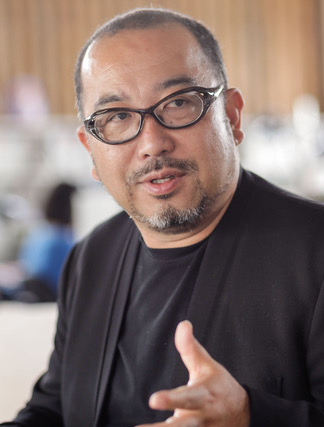 Professor Hitoshi Abe headshot